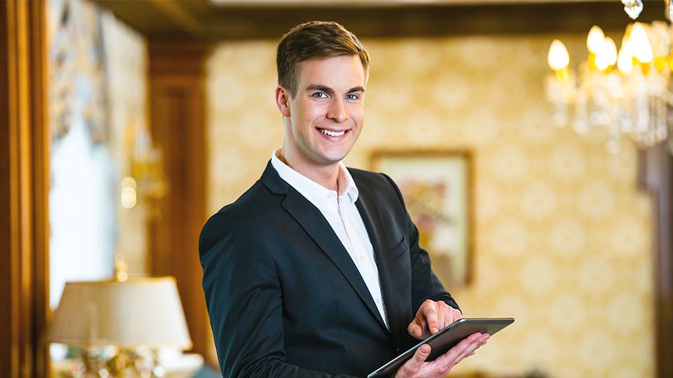 Streamlining Mobile Kiosk Management across 13 hotels from a single console
